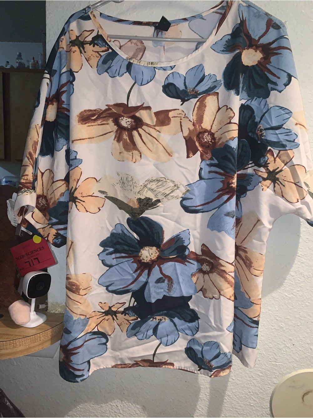 SHEIN Blue and Cream Floral Scoop Neck Tunic